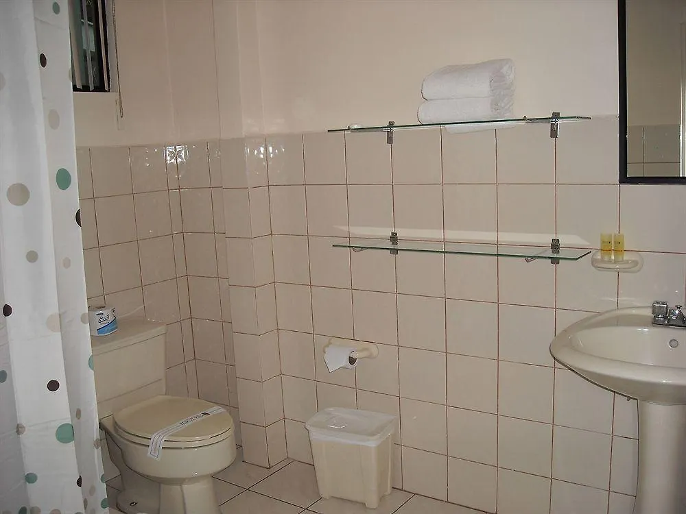 Melrose Plaza Suites Quito