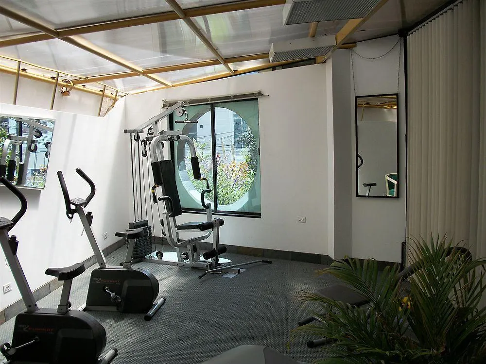 Hotel Melrose Plaza Suites Quito