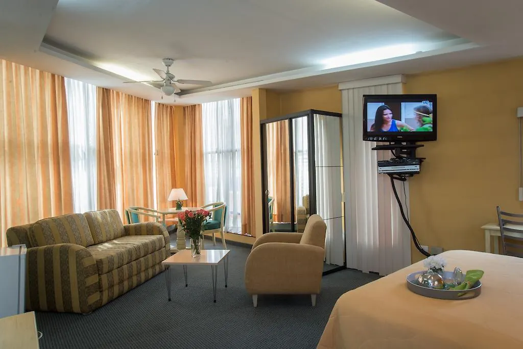 Melrose Plaza Suites Quito Hotel