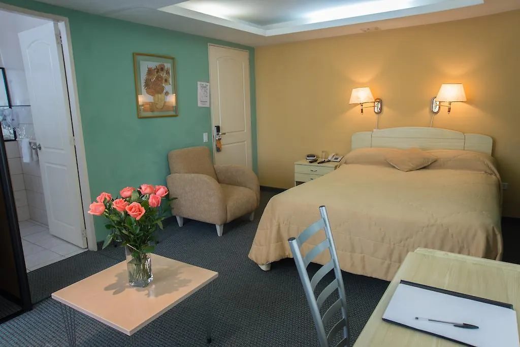 Melrose Plaza Suites Quito