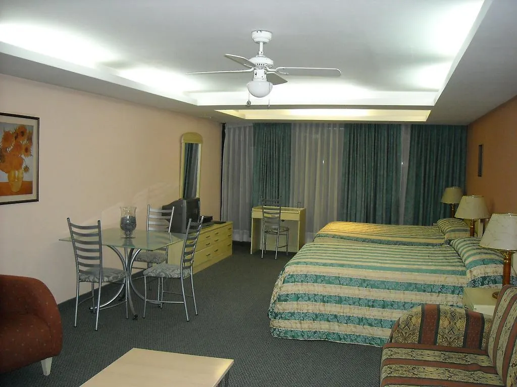 Hotel Melrose Plaza Suites Quito
