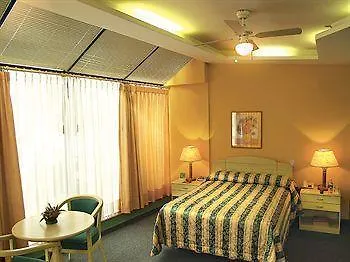 Melrose Plaza Suites Quito 4*,  Ecuador